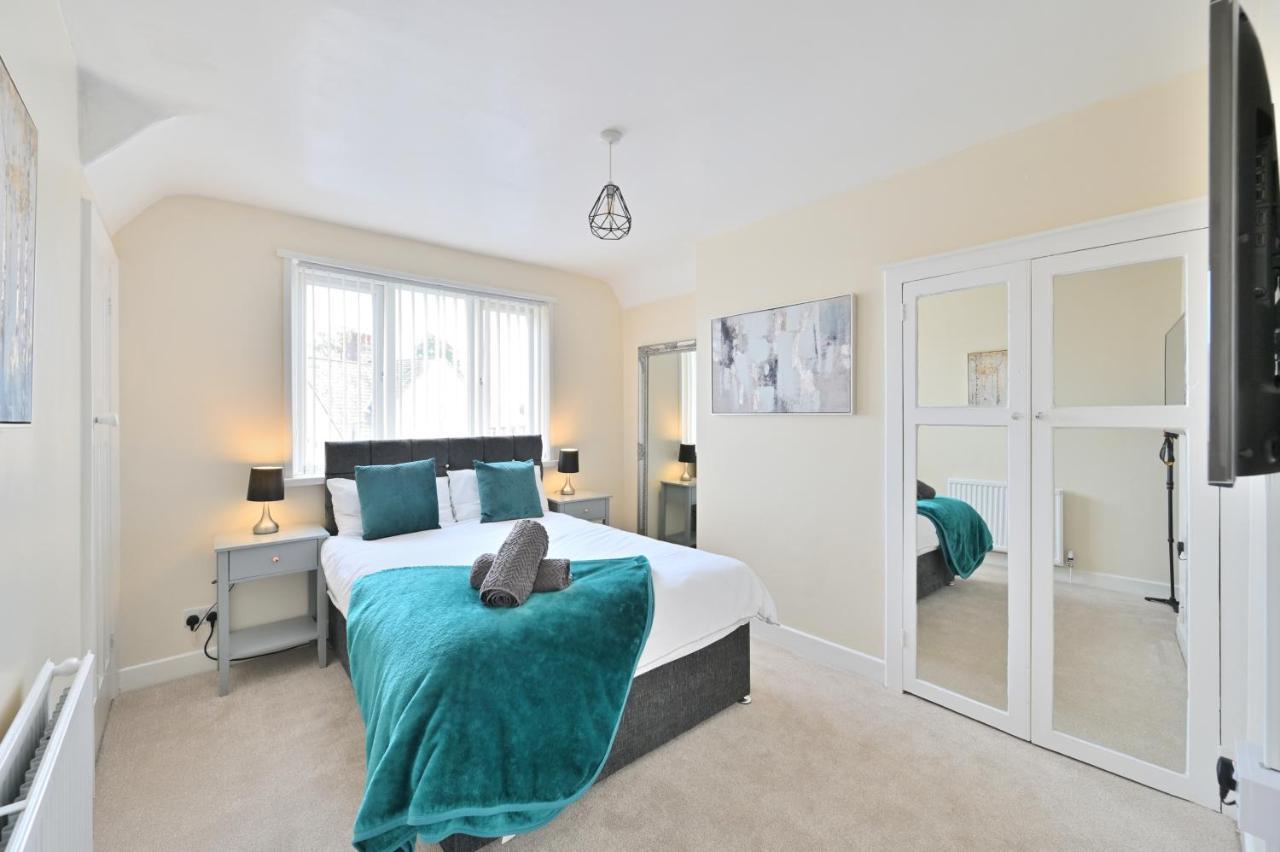 Willa Sleek And Stylish 3 Bed In Bolton - Garden - Parking Zewnętrze zdjęcie